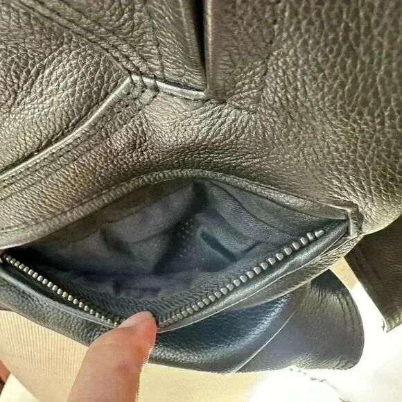 Milwaukee Leather Moto Jacket with speciality backpatch. Womans Small - Sexy. - Picture 13 of 15